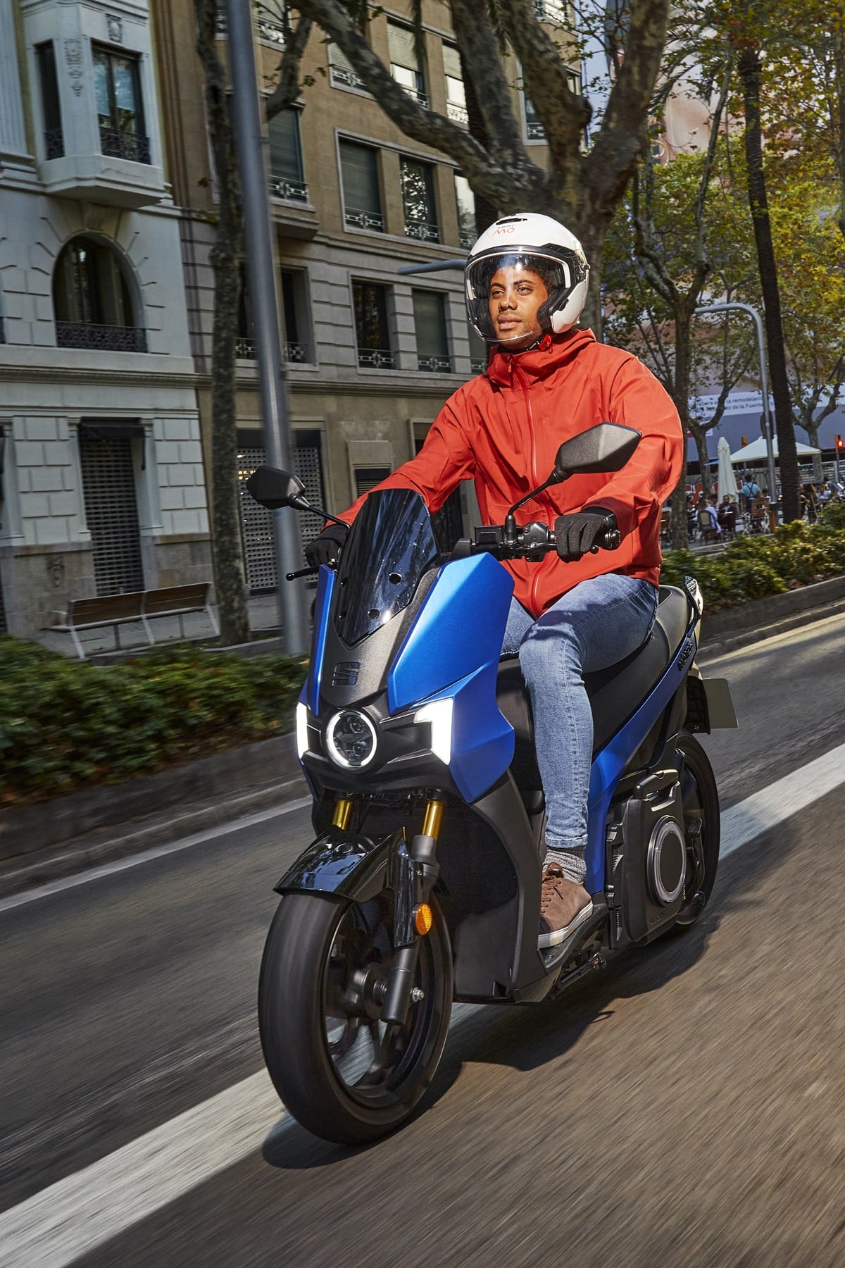 SEAT MO 125 Performance in Tarifa Blue