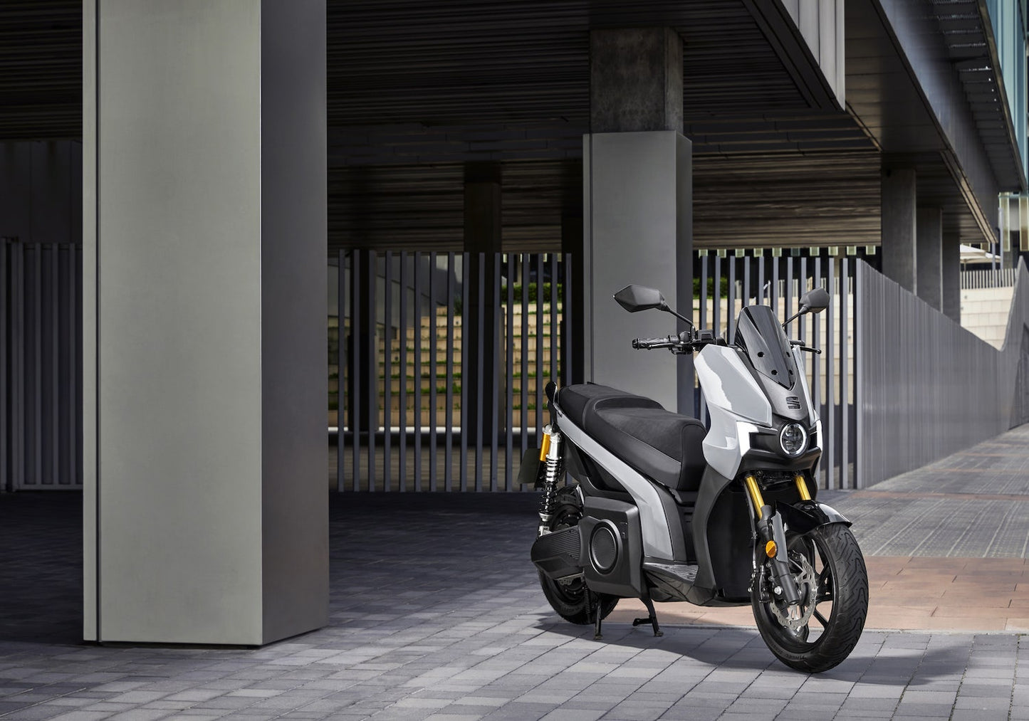 SEAT MÓ 125 Performance Elektroroller Barcelona Grey